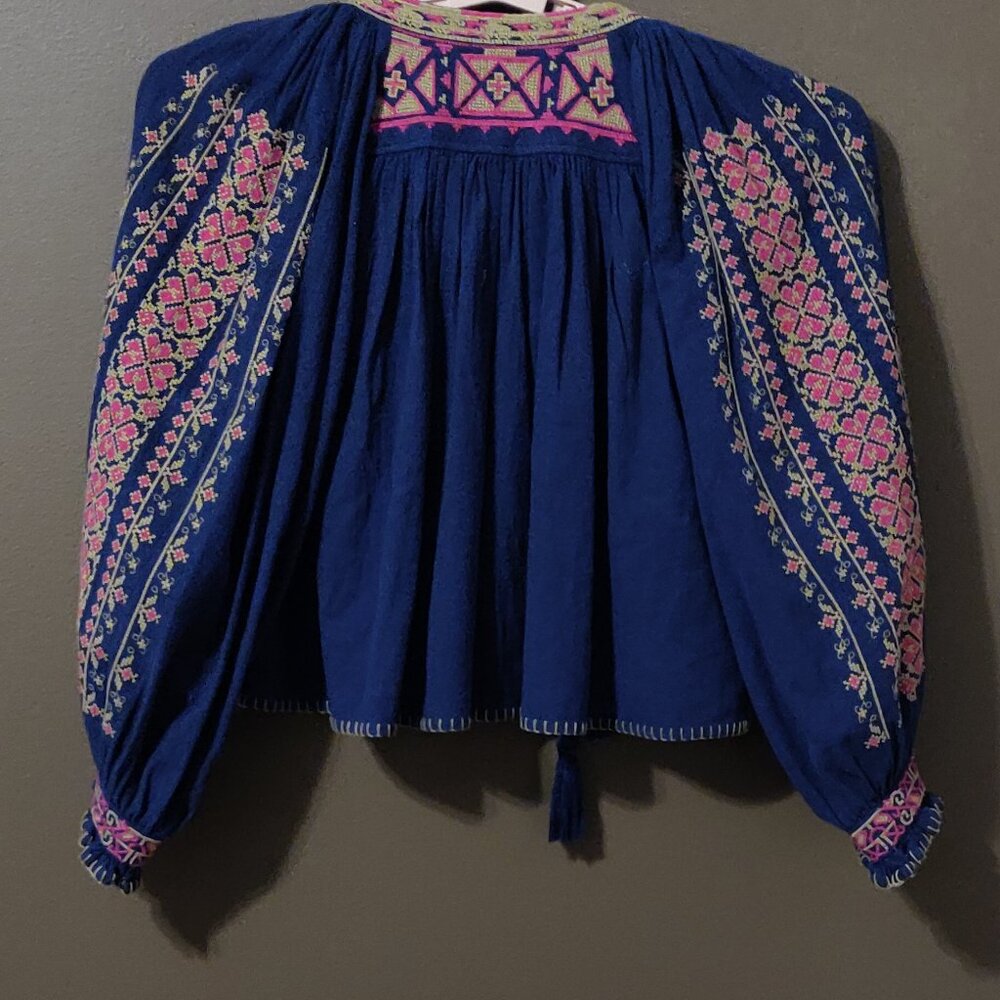 Free People Cherry Bomb Navy Blue Embroidered Boho Cropped Top SIZE SMALL - Picture 6 of 8